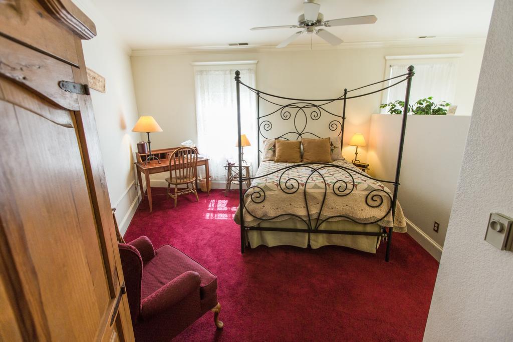 The Currier Inn Greeley Exteriér fotografie
